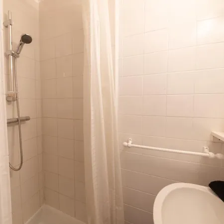 מלון Le Flore 2*