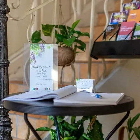 Hotel Le Flore Fréjus