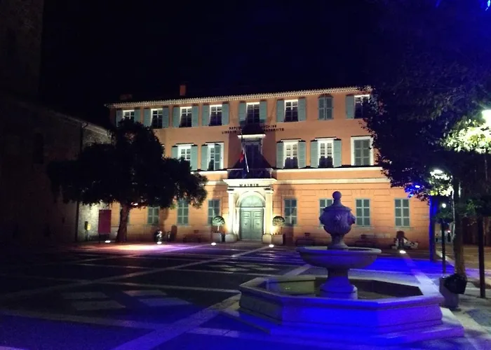 Le Flore 2* Fréjus